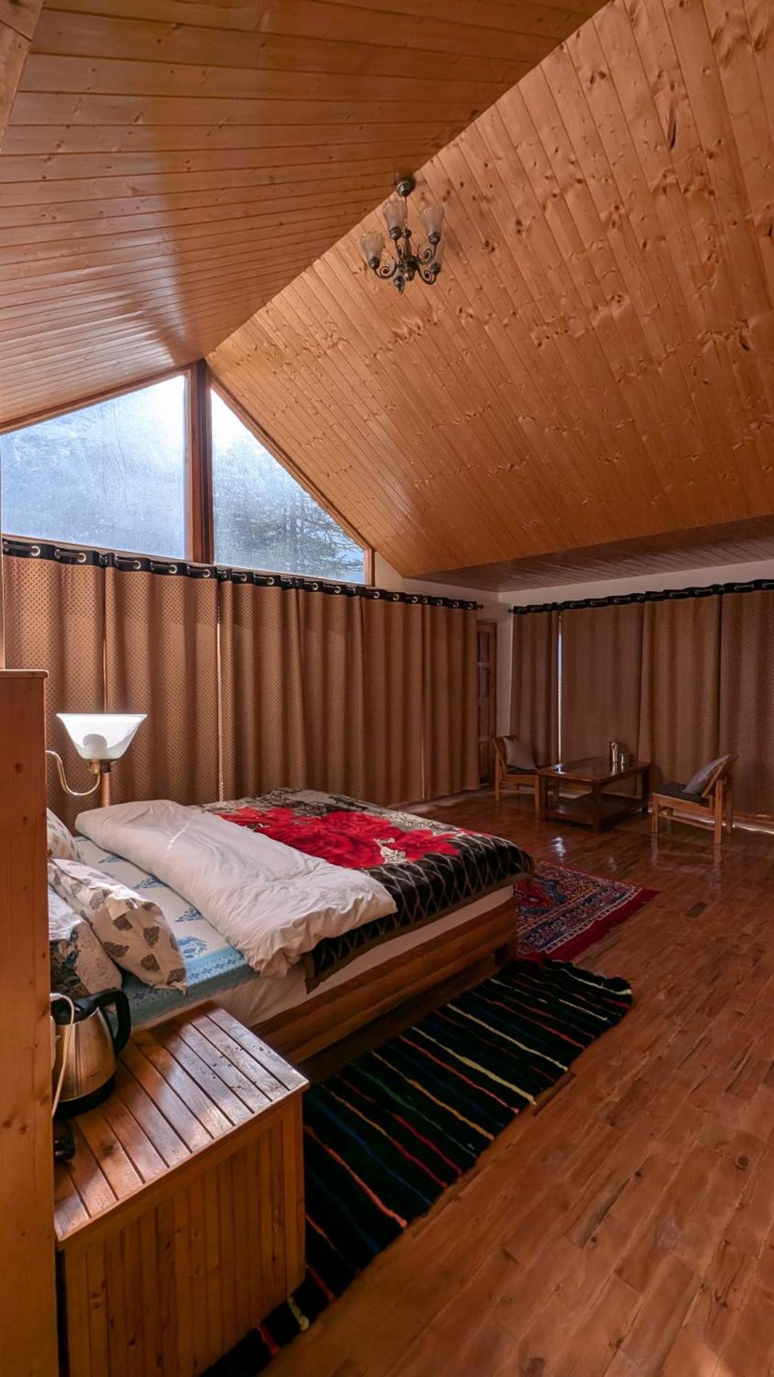 Toshim Homestay Sangla Exterior photo