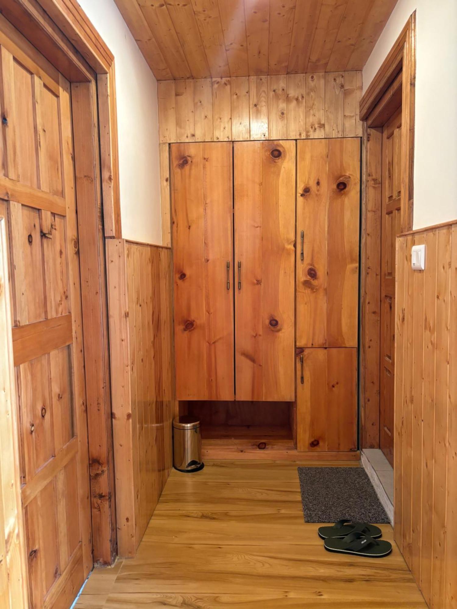 Toshim Homestay Sangla Exterior photo