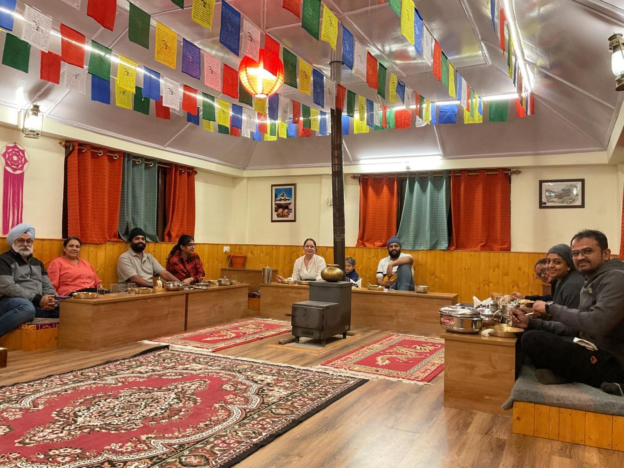 Toshim Homestay Sangla Exterior photo